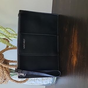 Nine west wristlet purse